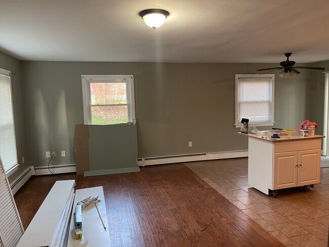 39 Enfield St in Hartford, CT - Building Photo - Building Photo