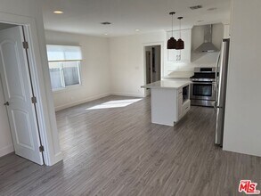 907 Burrell St in Marina Del Rey, CA - Building Photo - Building Photo