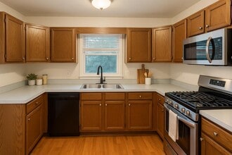 1442 Dixon Dr in Sandusky, OH - Building Photo - Building Photo