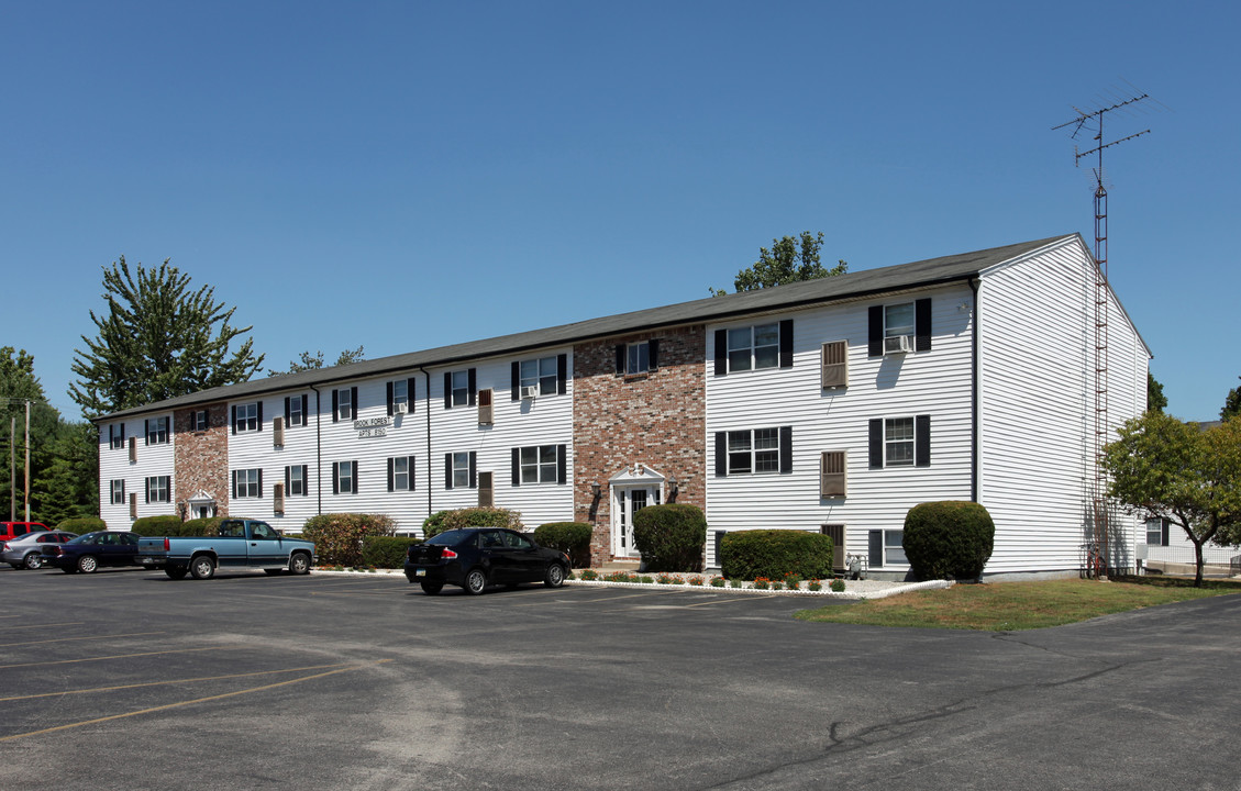 Brookforest Apartments in Temperance, MI - Foto de edificio