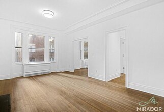 103 East 86th St in New York, NY - Building Photo - Building Photo