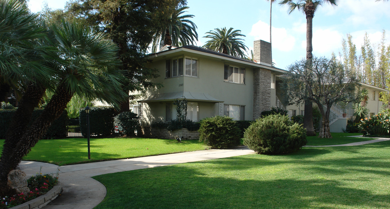 1167 Orange Grove Blvd in Pasadena, CA - Building Photo