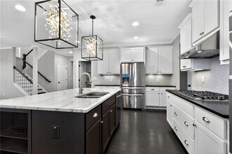 3515 Knobcone Dr in Cumming, GA - Foto de edificio - Building Photo