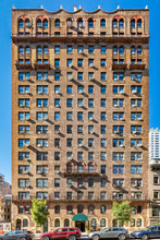 242 East 72nd Street Apartments in New York, NY - Building Photo - Building Photo