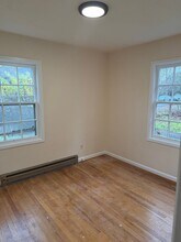 6834 N Tyler Ave in Portland, OR - Building Photo - Building Photo