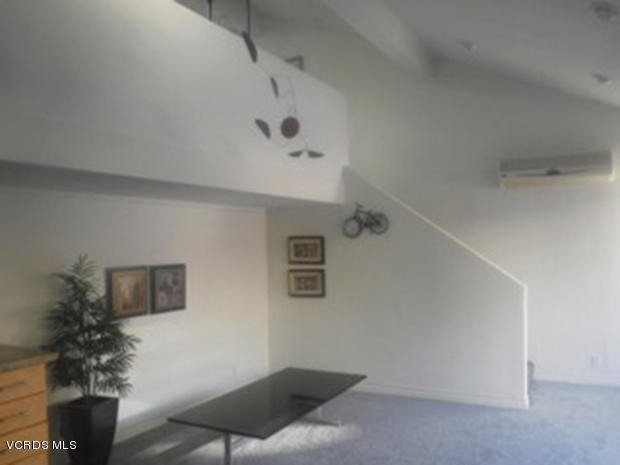 3126 W Adirondack Ct in Westlake Village, CA - Building Photo - Building Photo