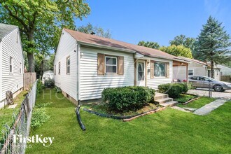 2031 Sharon Ave in Indianapolis, IN - Building Photo - Building Photo