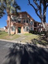 1608 Belmont Ln in North Lauderdale, FL - Building Photo
