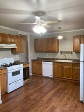 210 8th St E in Milan, IL - Building Photo - Building Photo