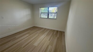 9955 Nob Hill Ct in Sunrise, FL - Building Photo - Building Photo