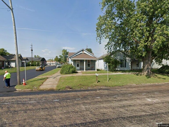 property at 190 W Washington St