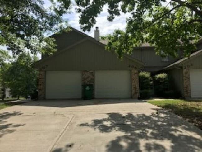 property at 203 NE Greystone Dr