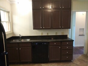 6109 Greenmere Pl in Dallas, TX - Building Photo - Building Photo