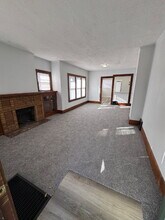 341 N Grove Dr in Wichita, KS - Building Photo - Building Photo