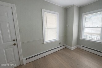 42 Cottage Pl in Long Branch, NJ - Building Photo - Building Photo