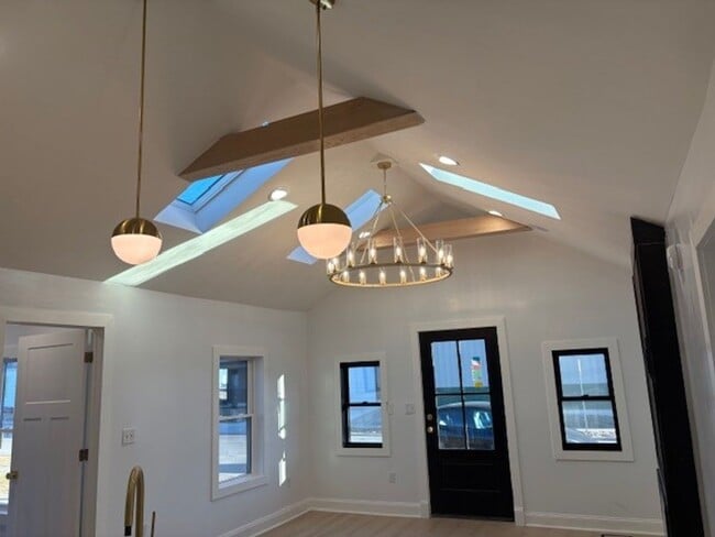 607 W Olive St in Bloomington, IL - Building Photo - Building Photo