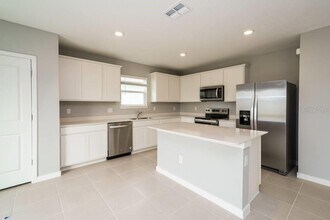 4170 Goldfoil Rd in Spring Hill, FL - Building Photo - Building Photo