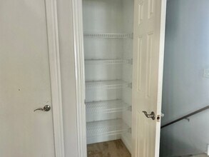 31 Foxcroft Rd in Naperville, IL - Building Photo - Building Photo