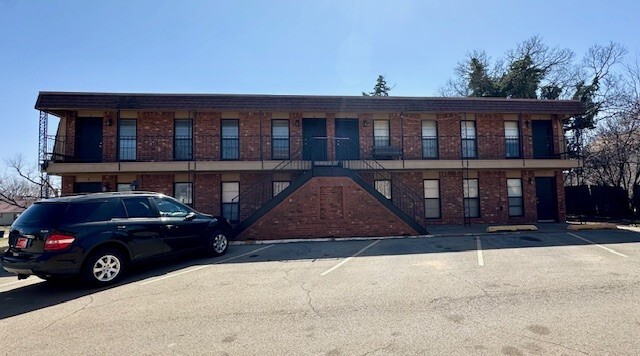 property at 208 S Duncan St