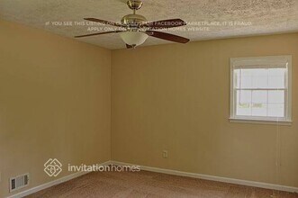 404 Seneca Ct in Woodstock, GA - Foto de edificio - Building Photo