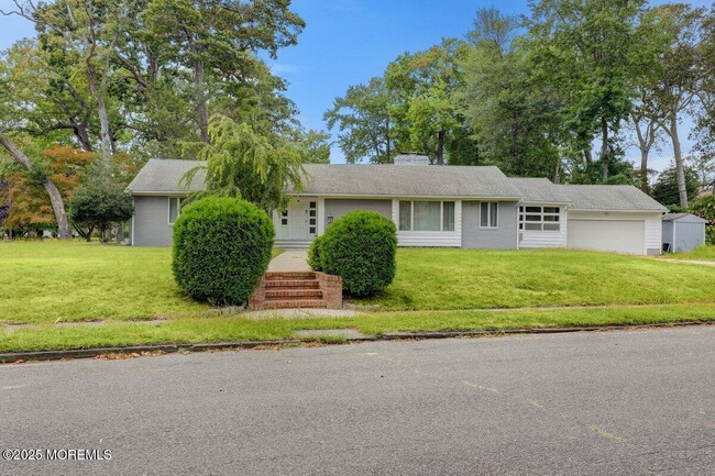 property at 201 Golf Rd