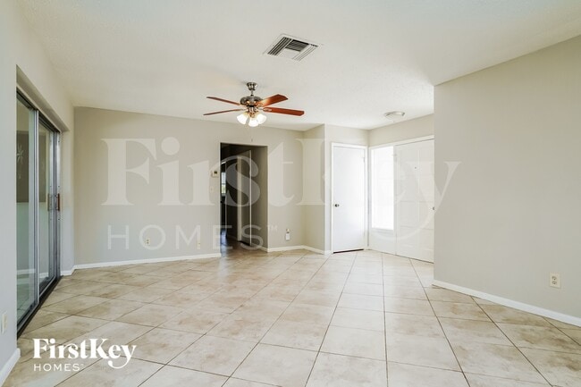 1802 Ridgecrest St in Lehigh Acres, FL - Building Photo - Building Photo