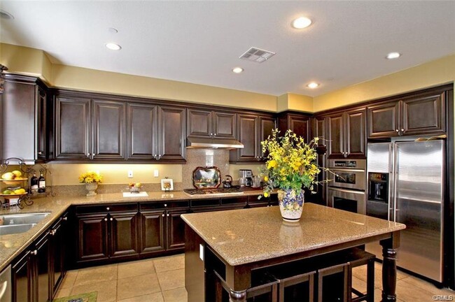 56 Fringe Tree in Irvine, CA - Building Photo - Building Photo