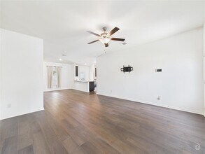 1687 Twin Estates Dr in Kyle, TX - Building Photo - Building Photo
