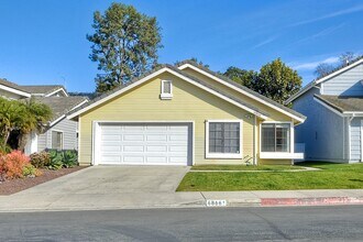 6866 Watercourse Dr in Carlsbad, CA - Building Photo - Building Photo