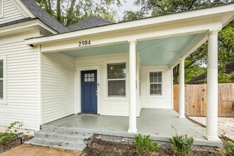 2504 Harvard Ave in Memphis, TN - Building Photo - Building Photo