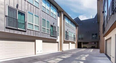 4303 Cole Ave in Dallas, TX - Building Photo - Building Photo