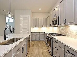 5806 Rangeland Rd in Austin, TX - Building Photo - Building Photo