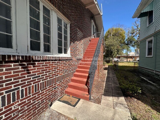 229 W 10th St in Jacksonville, FL - Building Photo - Building Photo