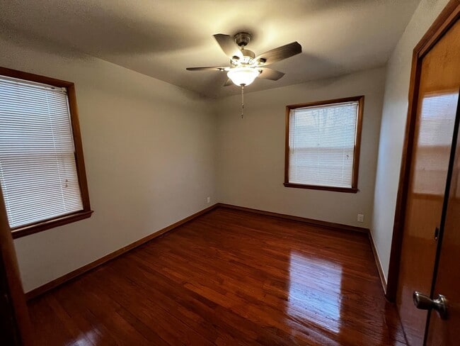 909 E Howard Ave in Milwaukee, WI - Building Photo - Building Photo