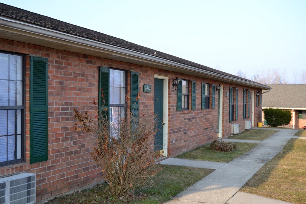 Whetstone Manor Bucyrus, OH Apartments