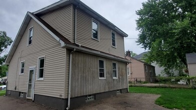 520 Burroughs Ave in Flint, MI - Building Photo - Building Photo