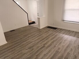 524 Blaine Ave in Marion, OH - Building Photo