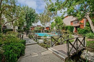 5032 Maytime Ln in Culver City, CA - Building Photo - Building Photo
