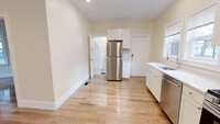 8 Claremon St, Unit 1 in Somerville, MA - Building Photo - Building Photo