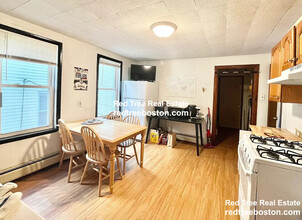 30 Darling St, Unit 2 in Boston, MA - Building Photo - Building Photo