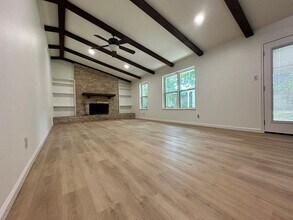 2306 Del Curto Rd in Austin, TX - Building Photo - Building Photo
