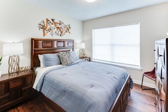 The Overlook Apartment Homes in Huntsville, AL - Foto de edificio - Building Photo