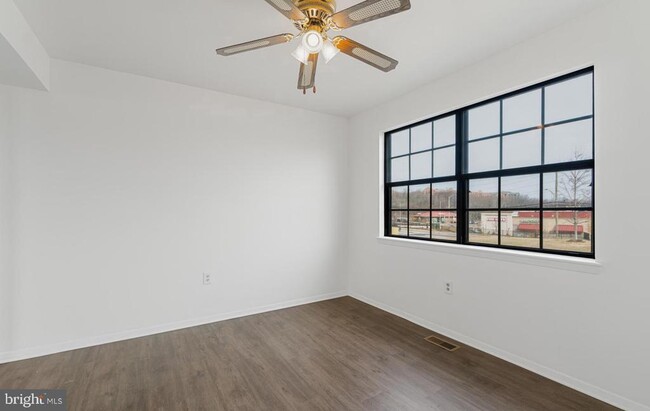 21 Holland Hill Ct in Catonsville, MD - Building Photo - Building Photo