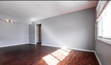 7819 S South Shore Dr in Chicago, IL - Building Photo - Building Photo