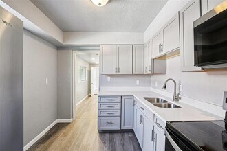 1911 22nd Ave S in St. Petersburg, FL - Building Photo - Building Photo