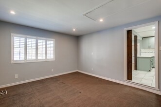 2254 Calle Trepadora in San Diego, CA - Building Photo - Building Photo