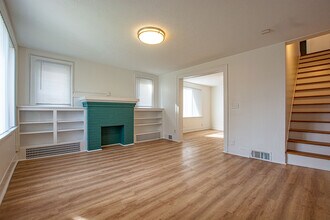 106 N 38th St, Unit 106 N 38th St in Omaha, NE - Foto de edificio - Building Photo