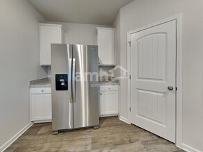 3232 Emberly Dr in Roebuck, SC - Foto de edificio - Building Photo