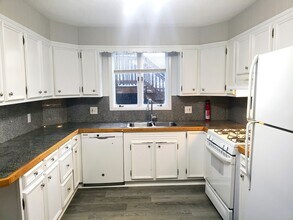 27 Fremont St in Providence, RI - Foto de edificio - Building Photo