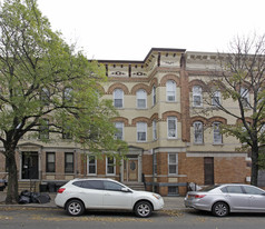 18-54 Woodbine St Apartments